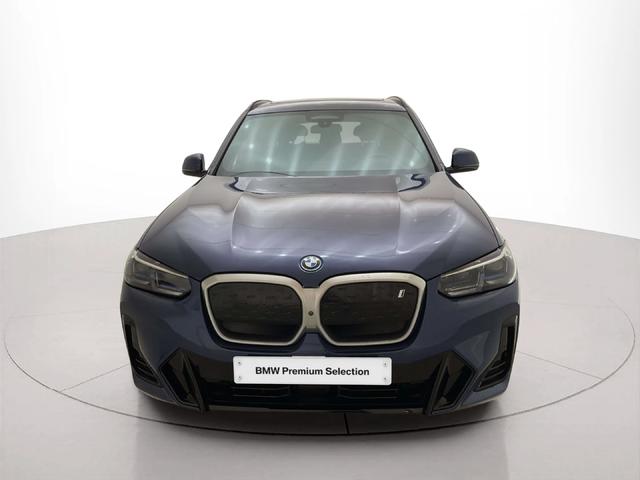 BMW iX3 iX3 80 kWh color Azul. Año 2022. 210KW(286CV). Elétrico. En concesionario BMW Group Portugal Outlet de Oeiras