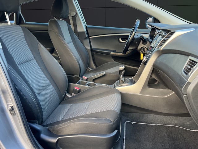 Hyundai i30 1.4 City S 74 kW (100 CV)