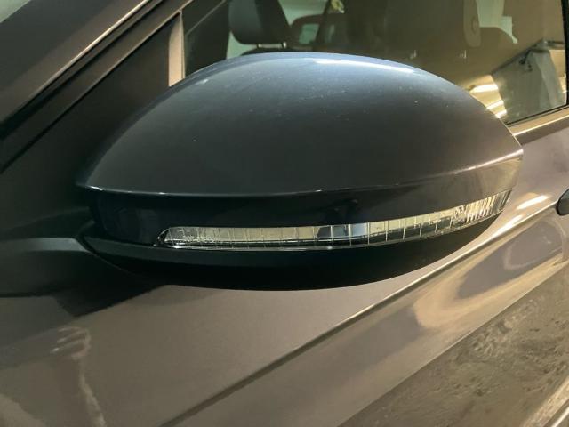 Volkswagen T-Cross R-Line 1.0 TSI 85 kW (116 CV) DSG