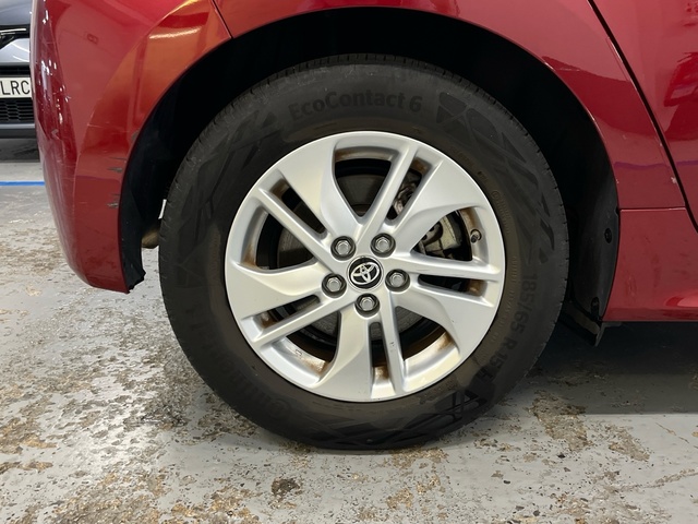 Toyota Yaris 120H Active Tech 85 kW (116 CV)