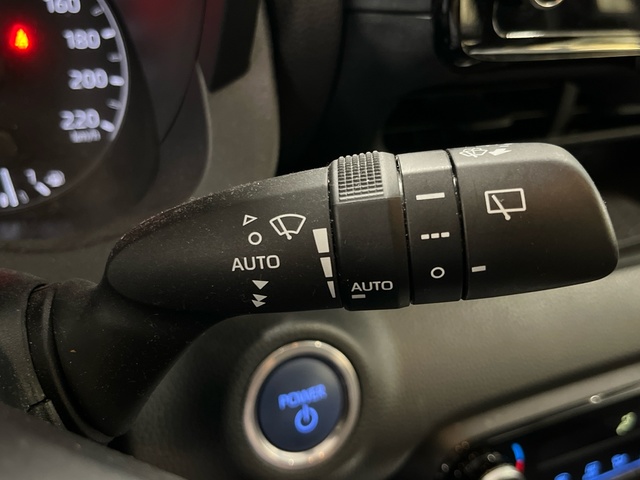 Toyota Yaris 120H Active Tech 85 kW (116 CV)