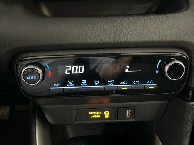 Toyota Yaris 120H Active Tech 85 kW (116 CV)