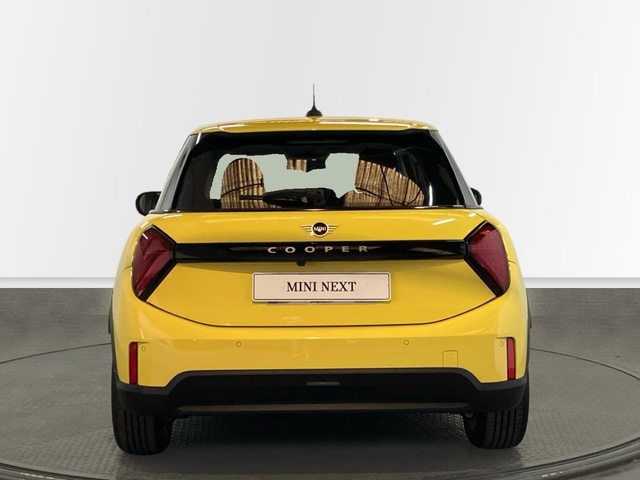 fotoG 4 del MINI MINI 5 Puertas Cooper C 115 kW (156 CV) 156cv Gasolina del 2025 en Illes Balears