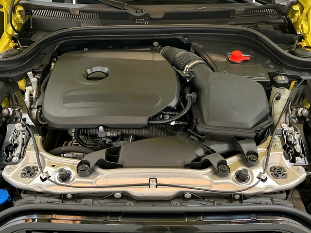 fotoG 22 del MINI MINI 5 Puertas Cooper C 115 kW (156 CV) 156cv Gasolina del 2025 en Illes Balears