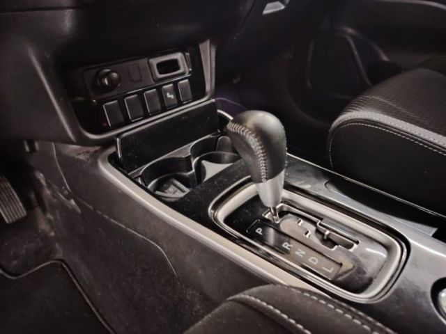 Mitsubishi Outlander 200 MPI Motion 2WD CVT 110 kW (150 CV)