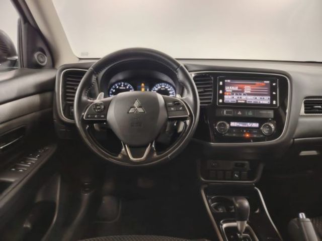 Mitsubishi Outlander 200 MPI Motion 2WD CVT 110 kW (150 CV)