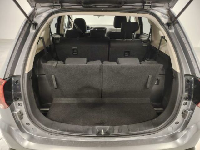 Mitsubishi Outlander 200 MPI Motion 2WD CVT 110 kW (150 CV)