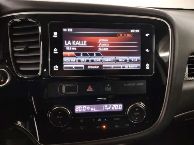 Mitsubishi Outlander 200 MPI Motion 2WD CVT 110 kW (150 CV)