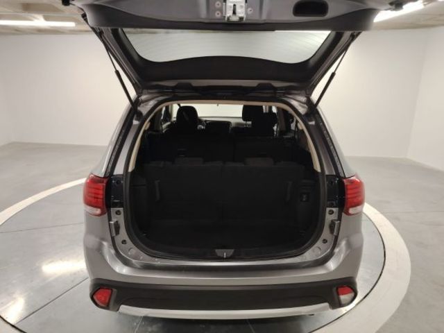 Mitsubishi Outlander 200 MPI Motion 2WD CVT 110 kW (150 CV)