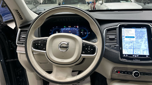 Volvo XC90 T8 Core Recharge AWD Auto 335 kW (455 CV) - 9 Volvo XC90 T8 Ocasión 335 KW (455CV) - 9