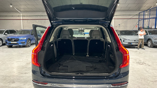 Volvo XC90 T8 Core Recharge AWD Auto 335 kW (455 CV) - 12 Volvo XC90 T8 Ocasión 335 KW (455CV) - 12