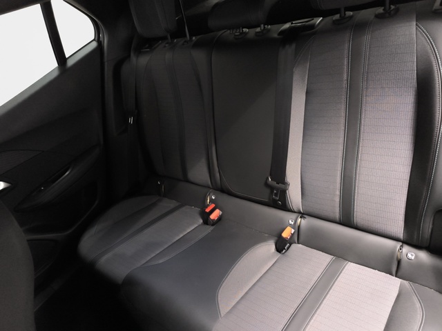 Peugeot 2008 PureTech 130 S&S Allure Pack 96 kW (130 CV)