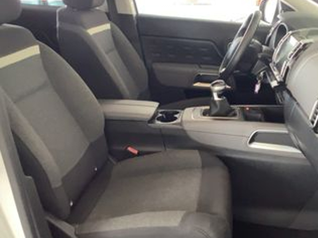 Citroen C5 Aircross PureTech 130 S&S Live 96 kW (131 CV)
