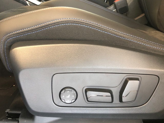 BMW X2 M35i color Blanco. Año 2025. 221KW(300CV). Gasolina. En concesionario Auto Premier, S.A. - MADRID de Madrid