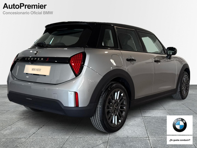 fotoG 3 del MINI MINI 5 Puertas Cooper S 150 kW (204 CV) 204cv Gasolina del 2024 en Madrid