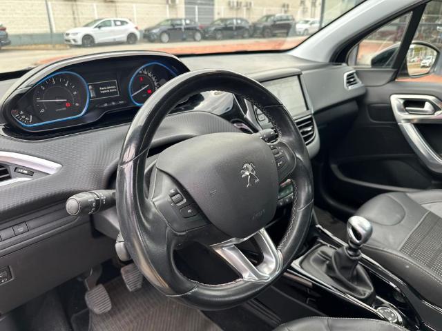 Peugeot 2008 BlueHDi 120 S&S Allure 88 kW (120 CV)