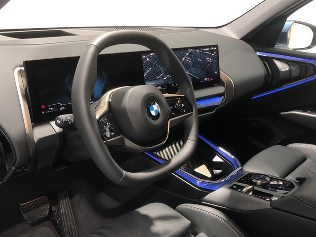 BMW X3 xDrive20d color Rojo. Año 2025. 145KW(197CV). Diésel. En concesionario Auto Premier, S.A. - MADRID de Madrid