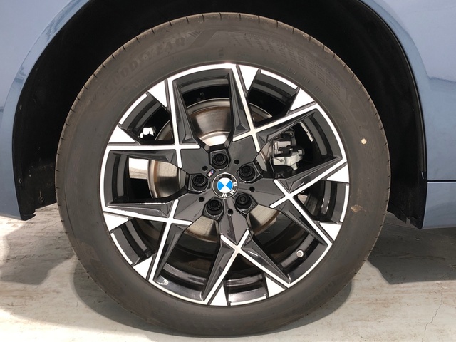 BMW X3 xDrive30e color Azul. Año 2024. 220KW(299CV). Híbrido Electro/Gasolina. En concesionario Auto Premier, S.A. - MADRID de Madrid