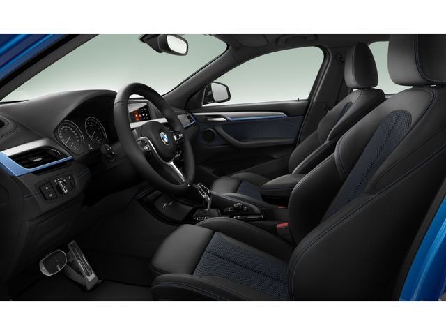 BMW X2 xDrive20i color Azul. Año 2021. 141KW(192CV). Gasolina. En concesionario Automotor Costa, S.L.U. de Almería