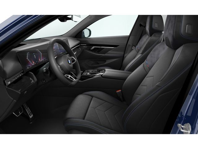 BMW Serie 5 520d Touring color Azul. Año 2025. 145KW(197CV). Diésel. En concesionario Auto Premier, S.A. - MADRID de Madrid