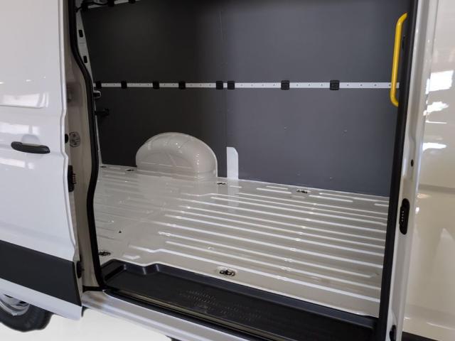 Volkswagen Crafter Furgon Batalla Media TN 2.0 TDI L3H2 103 kW (140 CV) 3.500