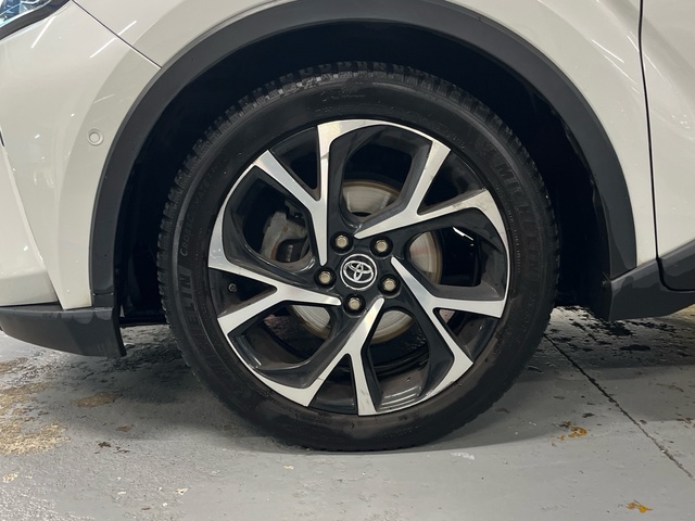 Toyota C-HR 180H Advance Luxury 135 kW (184 CV)