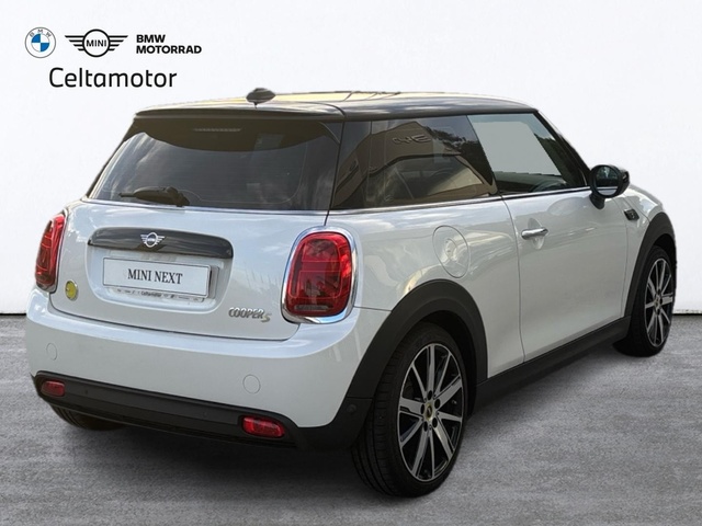fotoG 3 del MINI MINI 3 Puertas Cooper SE 135 kW (184 CV) 184cv Eléctrico del 2023 en Pontevedra