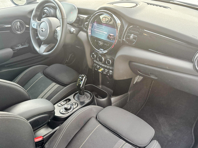 fotoG 7 del MINI MINI 3 Puertas Cooper SE 135 kW (184 CV) 184cv Eléctrico del 2023 en Pontevedra