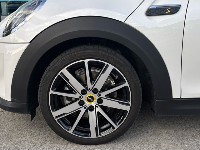 fotoG 18 del MINI MINI 3 Puertas Cooper SE 135 kW (184 CV) 184cv Eléctrico del 2023 en Pontevedra