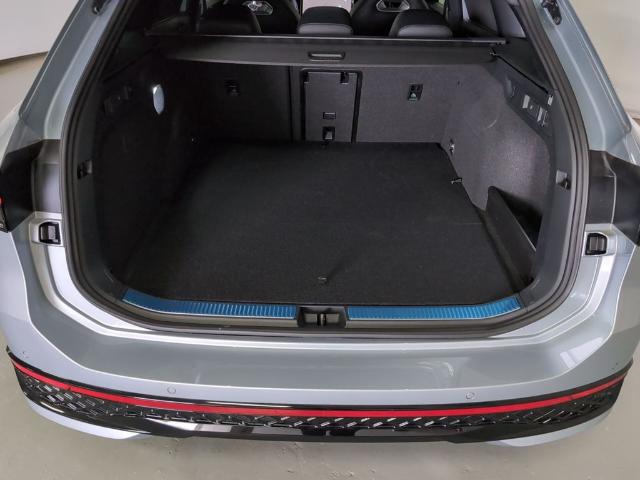 Volkswagen Passat Variant R-Line eHybrid PHEV 200 kW (272 CV) DSG
