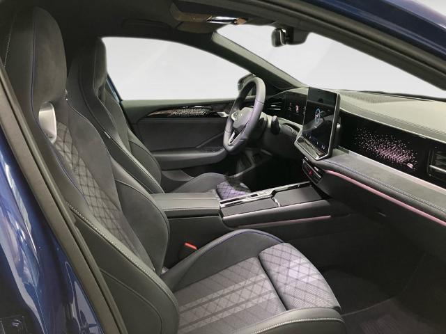Volkswagen Passat Variant R-Line eHybrid PHEV 200 kW (272 CV) DSG