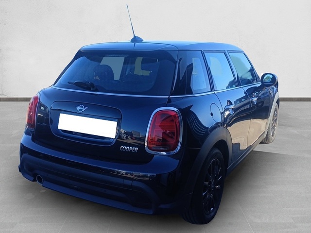 fotoG 3 del MINI MINI 5 Puertas Cooper 100 kW (136 CV) 136cv Gasolina del 2021 en Vizcaya