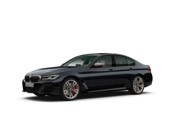 BMW Serie 5 M550i color Negro. Año 2021. 390KW(530CV). Gasolina. En concesionario Amiocar S.A. de Coruña