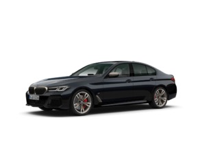 Fotos de BMW Serie 5 M550i color Negro. Año 2021. 390KW(530CV). Gasolina. En concesionario Amiocar S.A. de Coruña