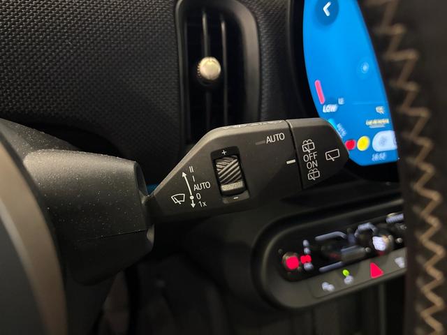 fotoG 25 del MINI MINI 5 Puertas Cooper S 150 kW (204 CV) 204cv Gasolina del 2025 en Almería