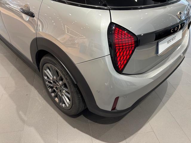 fotoG 32 del MINI MINI 5 Puertas Cooper S 150 kW (204 CV) 204cv Gasolina del 2025 en Almería