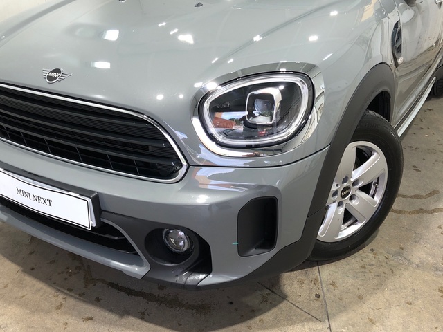 fotoG 5 del MINI MINI Countryman Cooper 100 kW (136 CV) 136cv Gasolina del 2022 en Madrid