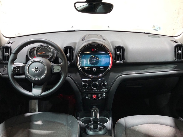 fotoG 6 del MINI MINI Countryman Cooper 100 kW (136 CV) 136cv Gasolina del 2022 en Madrid