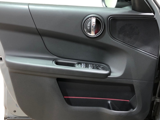 fotoG 14 del MINI MINI Countryman Cooper 100 kW (136 CV) 136cv Gasolina del 2022 en Madrid