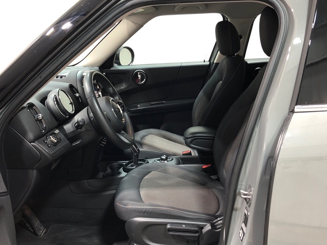 fotoG 19 del MINI MINI Countryman Cooper 100 kW (136 CV) 136cv Gasolina del 2022 en Madrid