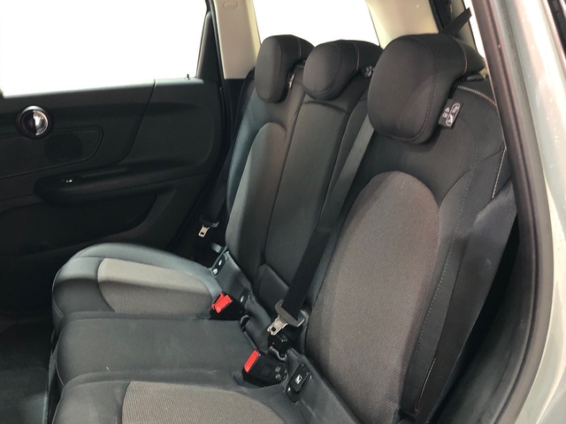 fotoG 8 del MINI MINI Countryman Cooper 100 kW (136 CV) 136cv Gasolina del 2022 en Madrid