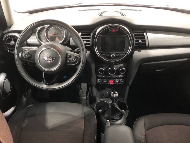 fotoG 6 del MINI MINI 5 Puertas Cooper 100 kW (136 CV) 136cv Gasolina del 2020 en Madrid