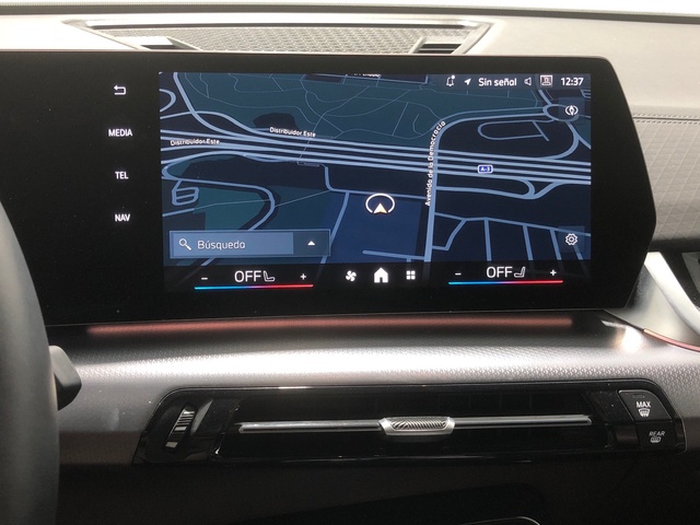 BMW X2 sDrive18d color Gris. Año 2025. 110KW(150CV). Diésel. En concesionario Auto Premier, S.A. - ALCALÁ DE HENARES de Madrid