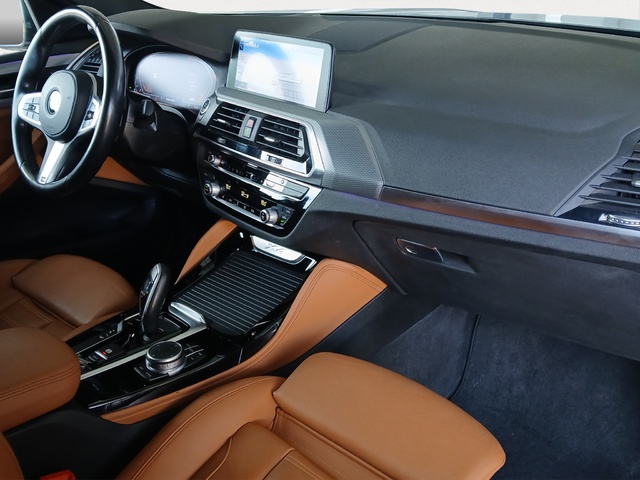 BMW X4 xDrive20d color Gris. Año 2021. 140KW(190CV). Diésel. En concesionario GANDIA Automoviles Fersan, S.A. de Valencia