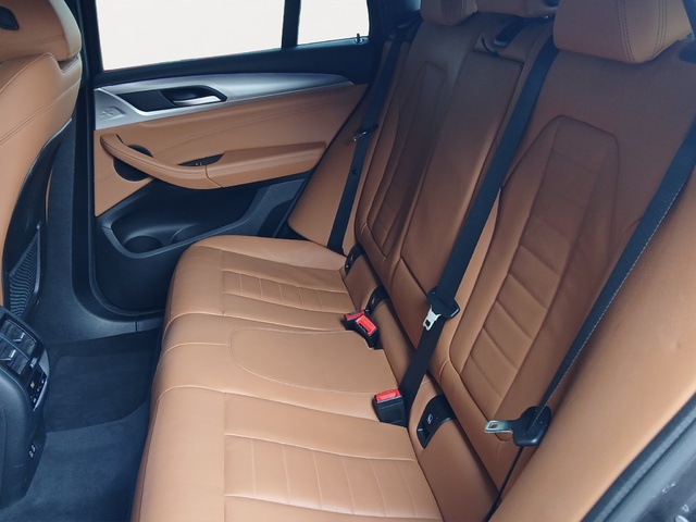 BMW X4 xDrive20d color Gris. Año 2021. 140KW(190CV). Diésel. En concesionario GANDIA Automoviles Fersan, S.A. de Valencia