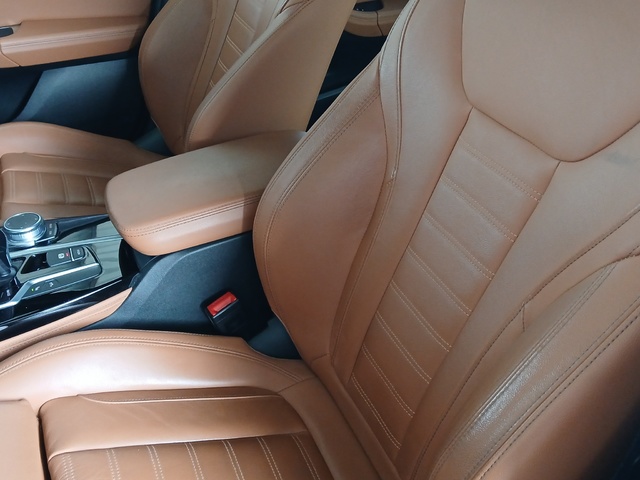 BMW X4 xDrive20d color Gris. Año 2021. 140KW(190CV). Diésel. En concesionario GANDIA Automoviles Fersan, S.A. de Valencia