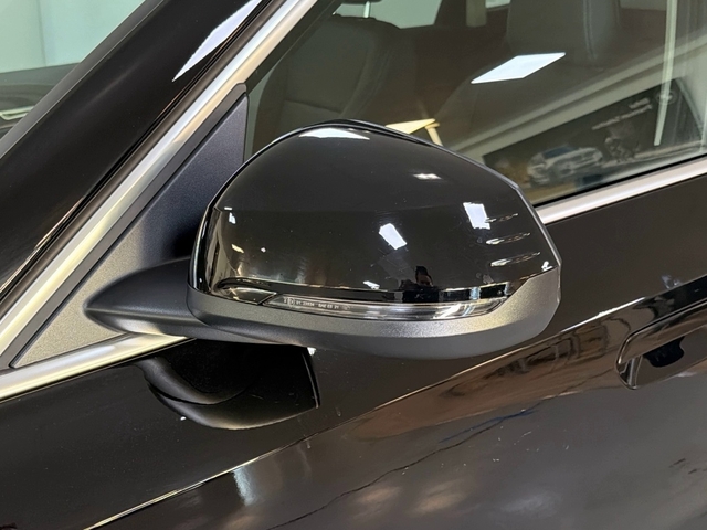 BMW X1 sDrive18d color Negro. Año 2025. 110KW(150CV). Diésel. En concesionario Triocar Gijón (Bmw y Mini) de Asturias