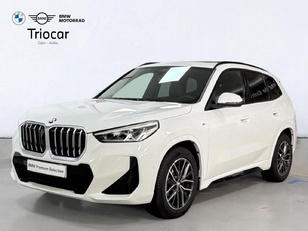 Fotos de BMW X1 sDrive18d color Blanco. Año 2025. 110KW(150CV). Diésel. En concesionario Triocar Gijón (Bmw y Mini) de Asturias