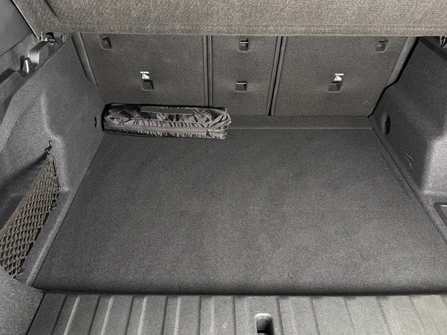 BMW X2 sDrive18d color Negro. Año 2025. 110KW(150CV). Diésel. En concesionario Triocar Gijón (Bmw y Mini) de Asturias