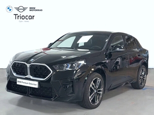 Fotos de BMW X2 sDrive18d color Negro. Año 2025. 110KW(150CV). Diésel. En concesionario Triocar Gijón (Bmw y Mini) de Asturias